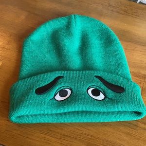 Men’s green beanie